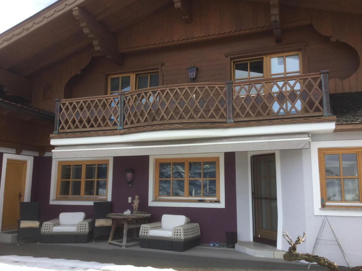 Haus Christina Apartamento Sankt Johann im Pongau Exterior foto