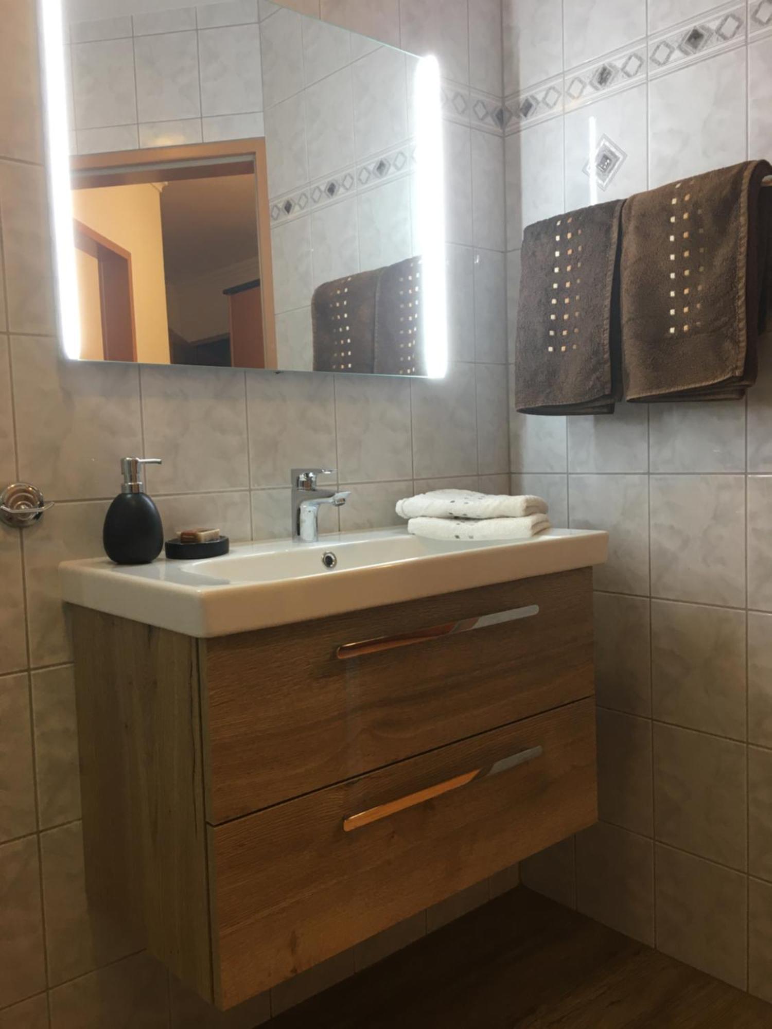 Haus Christina Apartamento Sankt Johann im Pongau Exterior foto